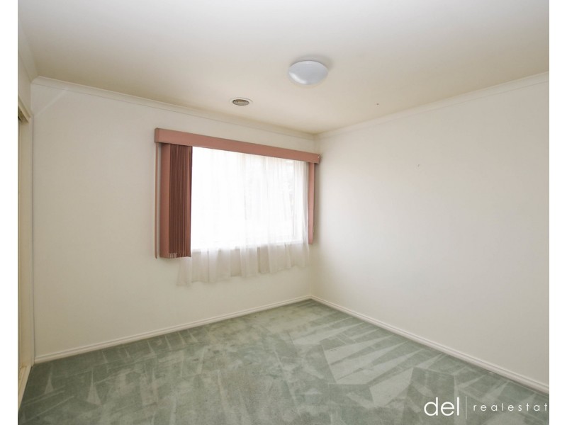 14/8 Monteith Crescent, Endeavour Hills VIC 3802