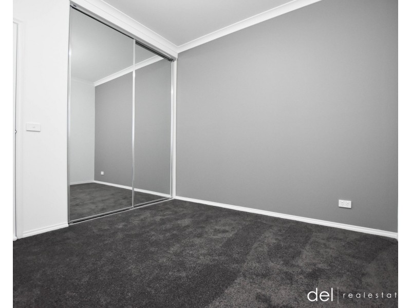 14 Selma Close, Lynbrook VIC 3975