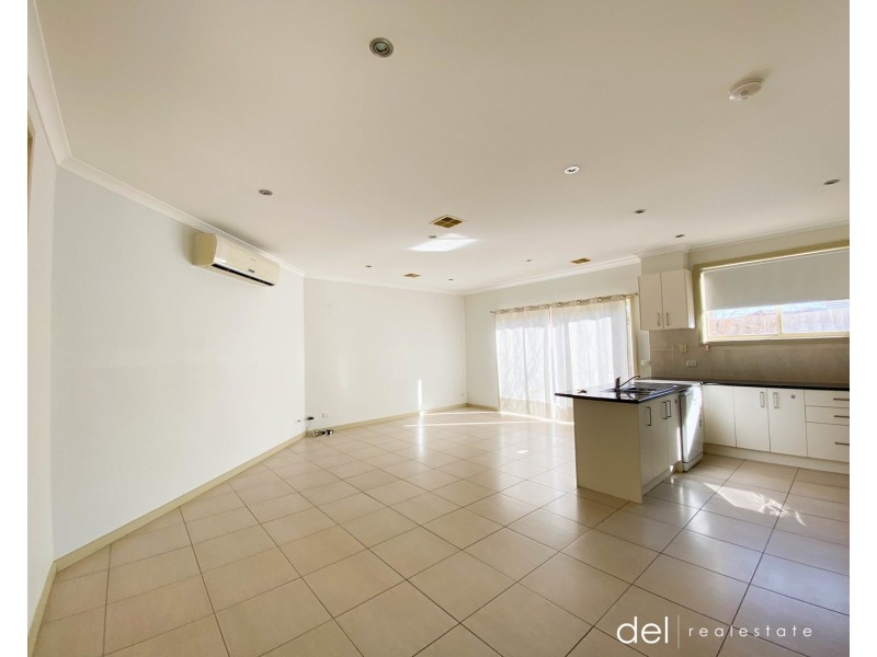 2/6 Gwenda Street, Dandenong VIC 3175