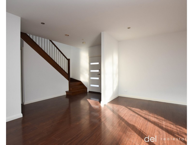 2/22 James Street, Dandenong VIC 3175