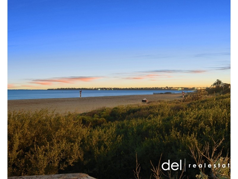 4/186 Beach Road, Mordialloc VIC 3195
