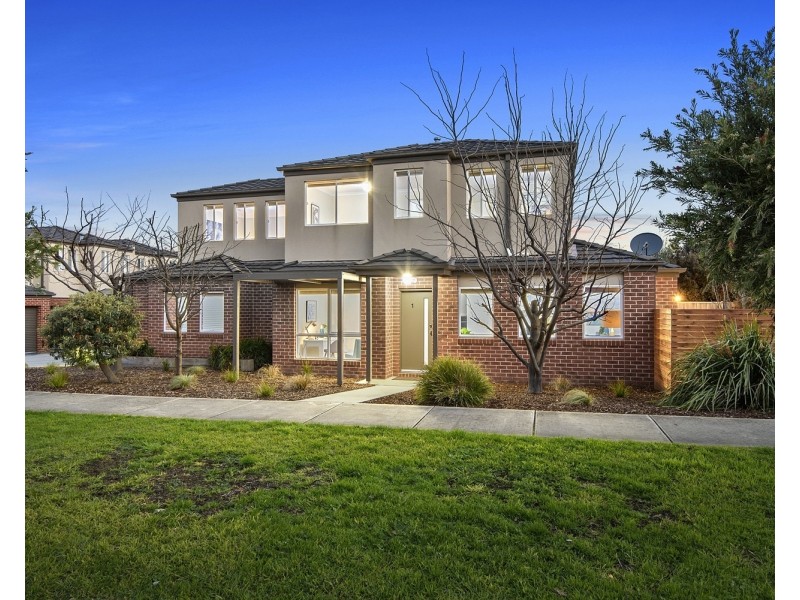 1/4 Young Road, Hallam VIC 3803