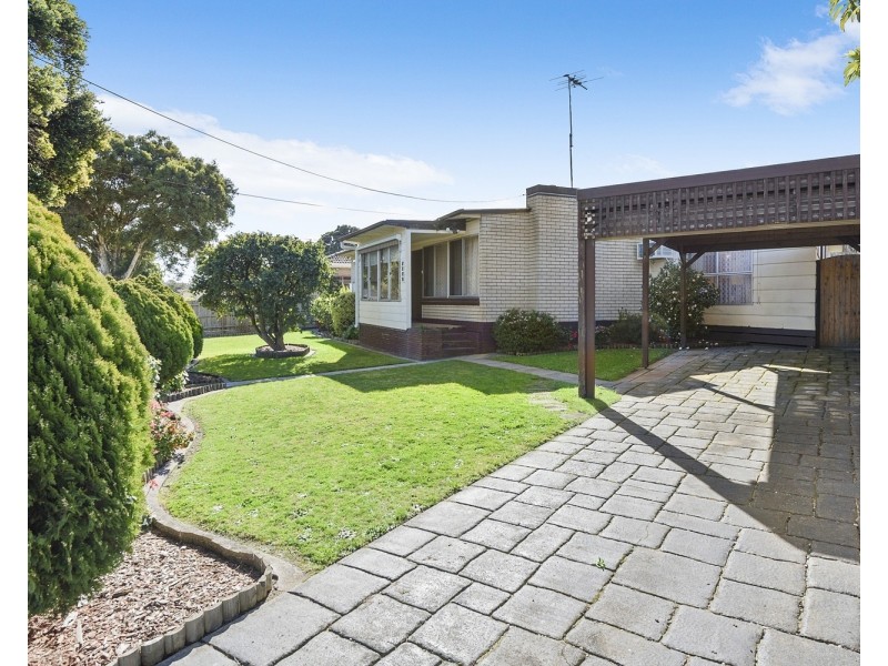 5 Tudor Crescent, Noble Park North VIC 3174