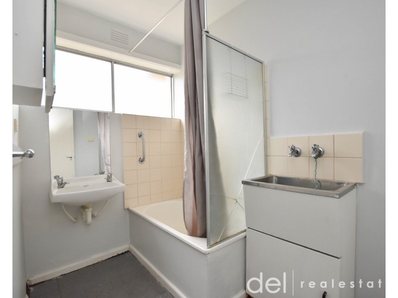 3/1 Carroll Avenue, Dandenong VIC 3175