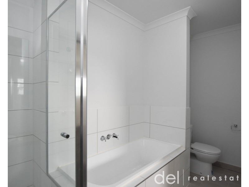 4/18 Stud Road, Dandenong VIC 3175