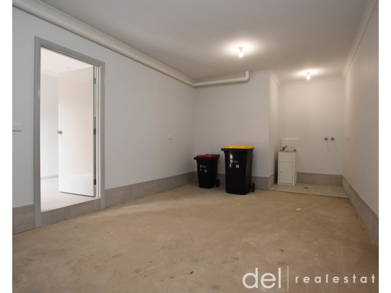 4/18 Stud Road, Dandenong VIC 3175