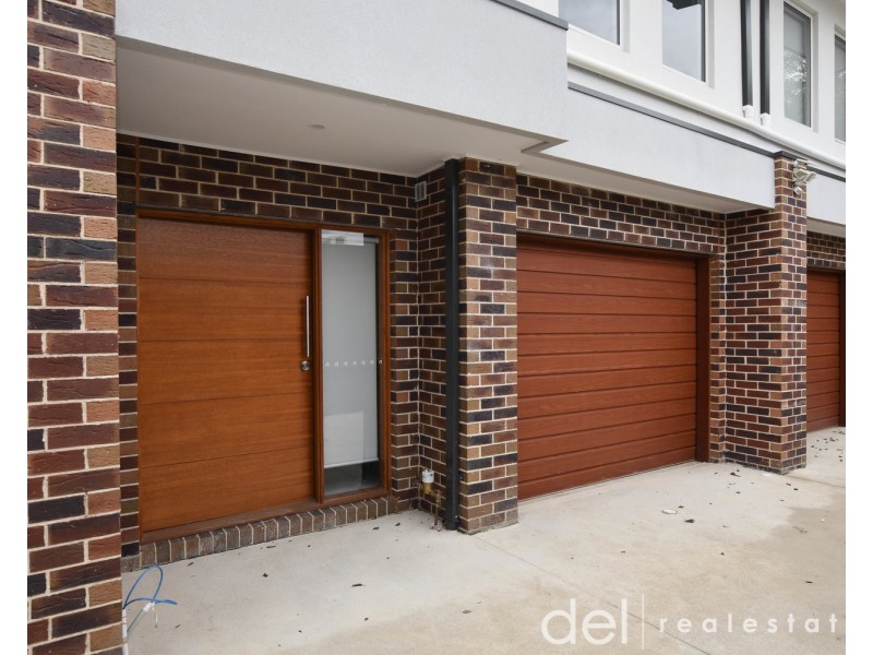 4/18 Stud Road, Dandenong VIC 3175