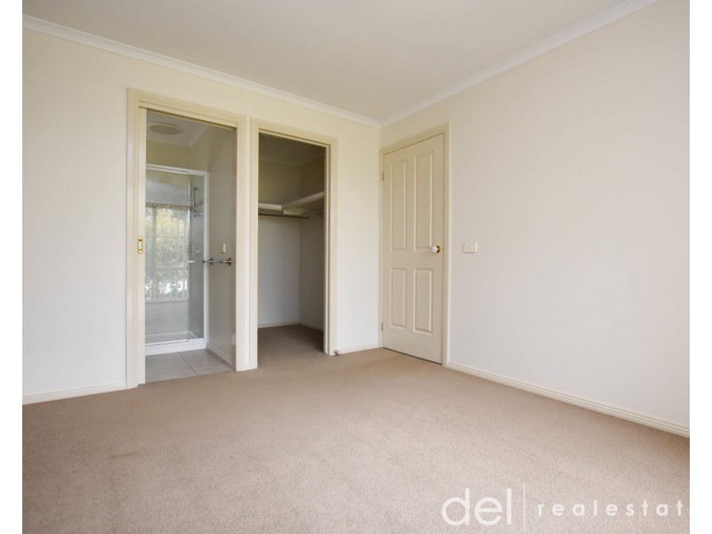 10 Darvell Court, Pakenham VIC 3810