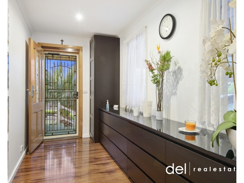 1 Donelly Road, Hallam VIC 3803