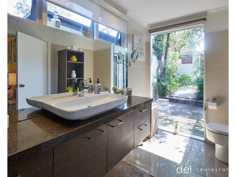 16 Holohan Place, Dandenong North VIC 3175