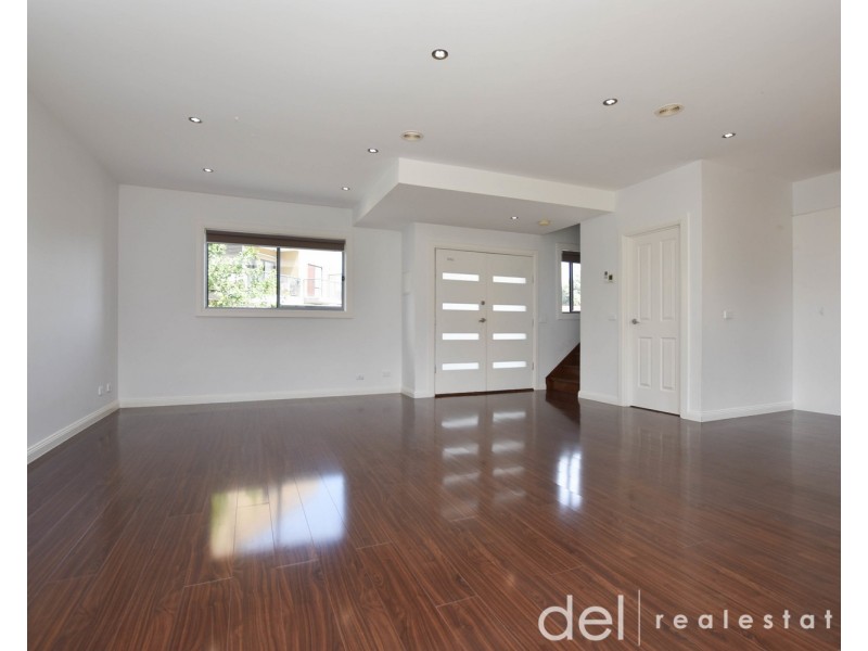 1/22 James Street, Dandenong VIC 3175