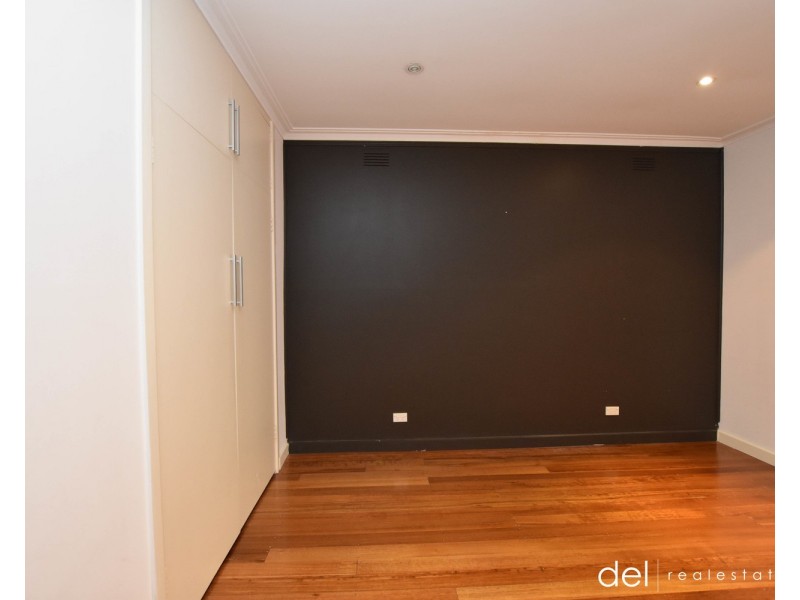 24 Holly Avenue, Dandenong North VIC 3175