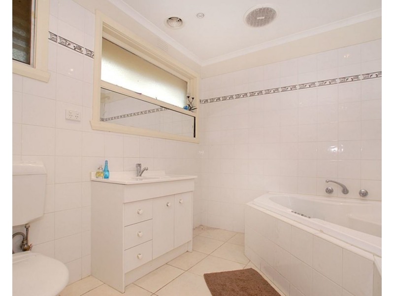 1 Sandala Court, Dandenong North VIC 3175