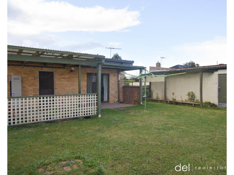 13 Leeside Street, Dandenong North VIC 3175