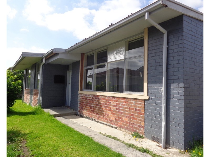 2/22 Ross Street, Dandenong VIC 3175