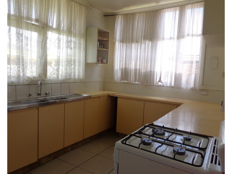 2/22 Ross Street, Dandenong VIC 3175