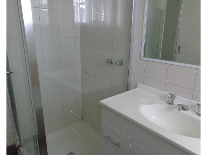 2/22 Ross Street, Dandenong VIC 3175