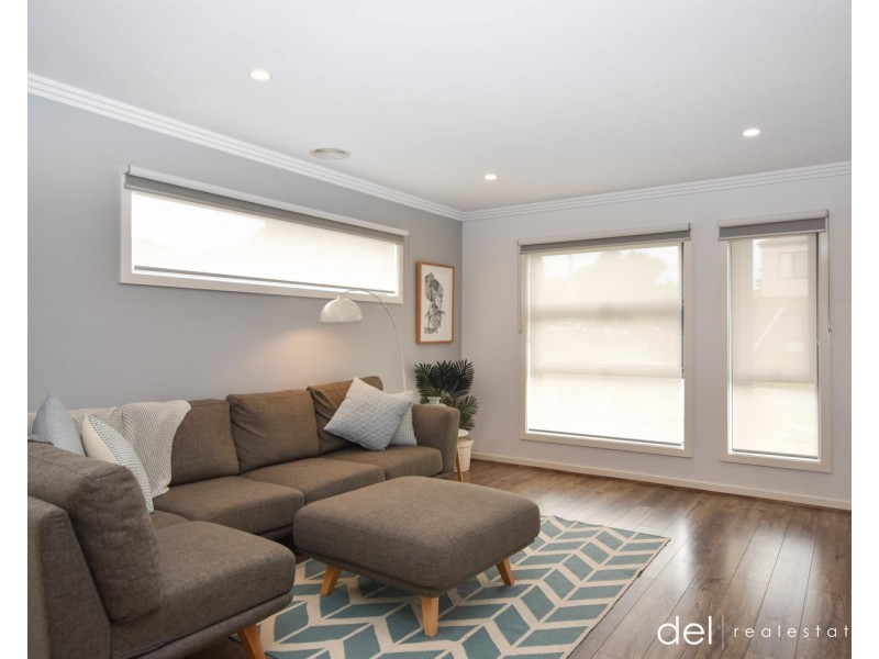 2 Burrows Avenue, Dandenong VIC 3175