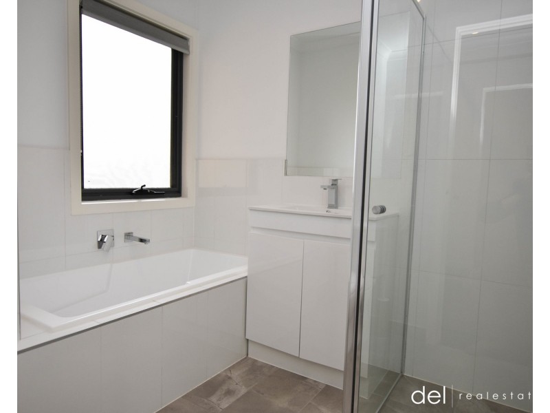 2 Burrows Avenue, Dandenong VIC 3175