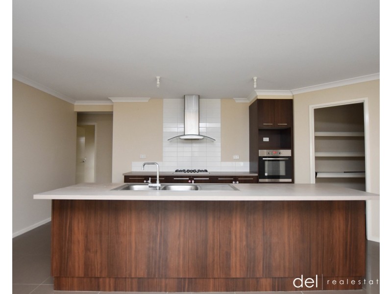 17 Kyla Avenue, Dandenong VIC 3175