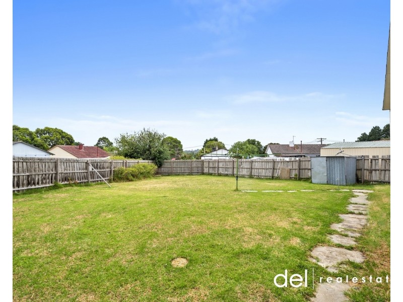35 Ti-Tree Drive, Doveton VIC 3177
