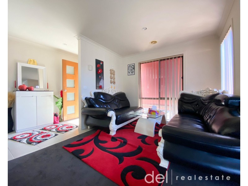 11/11-13 Elizabeth Street, Cranbourne VIC 3977