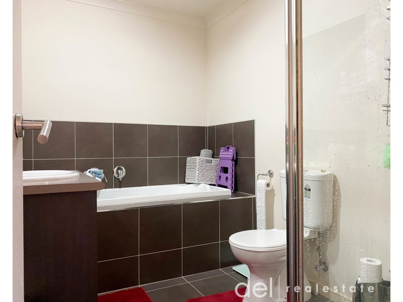 11/11-13 Elizabeth Street, Cranbourne VIC 3977