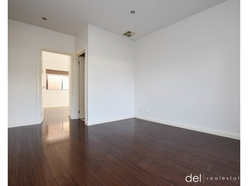 2/22 James Street, Dandenong VIC 3175