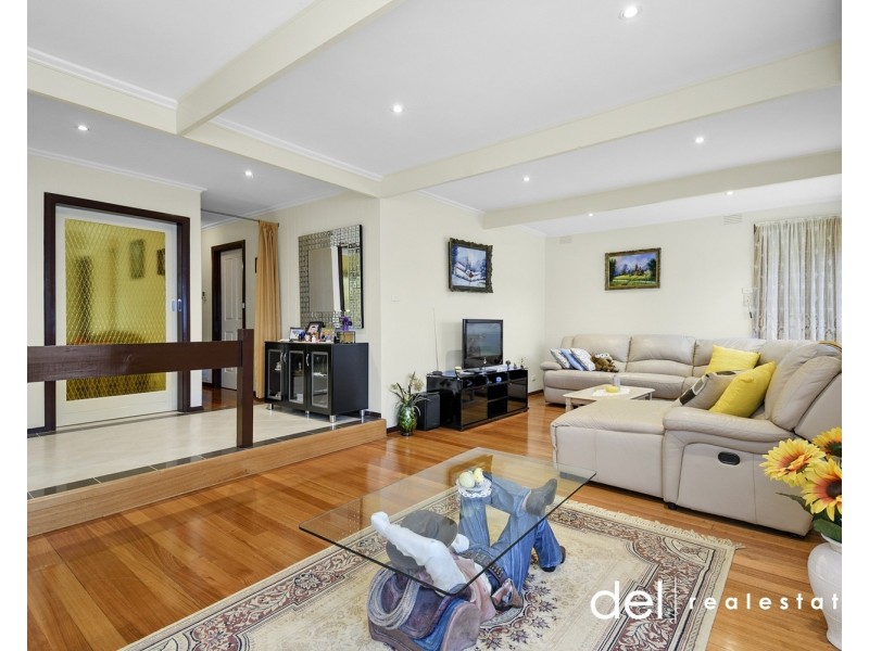 2 Huxley Avenue, Dandenong North VIC 3175