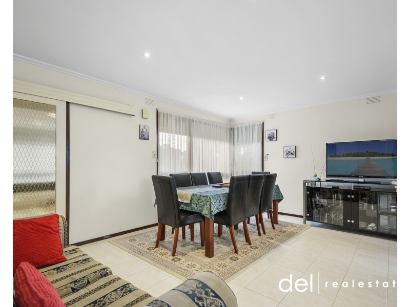 2 Huxley Avenue, Dandenong North VIC 3175