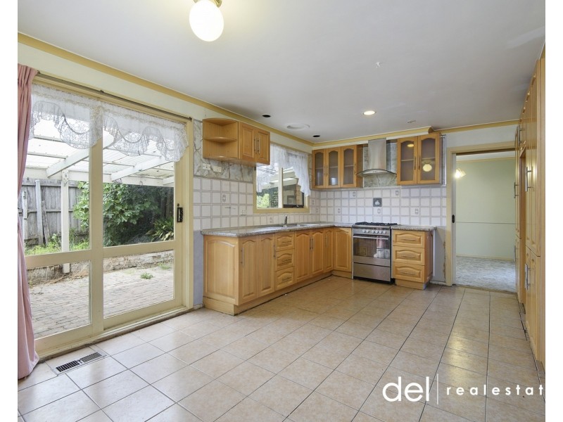 7 Garner Court, Endeavour Hills VIC 3802