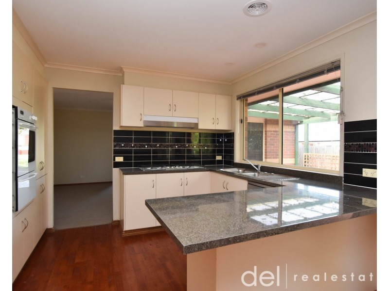 64 Norfolk Drive, Narre Warren VIC 3805