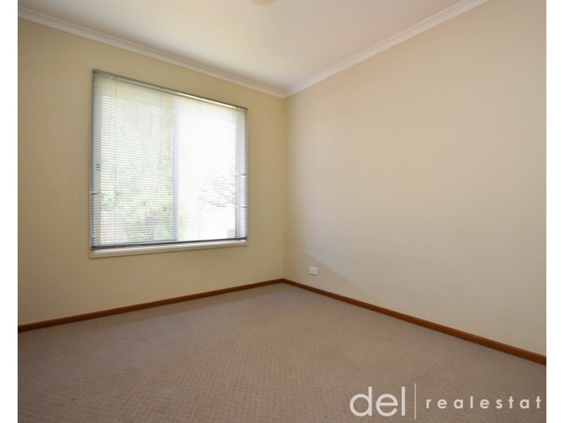 64 Norfolk Drive, Narre Warren VIC 3805