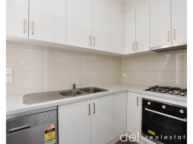 2/47 Wilma Avenue, Dandenong VIC 3175
