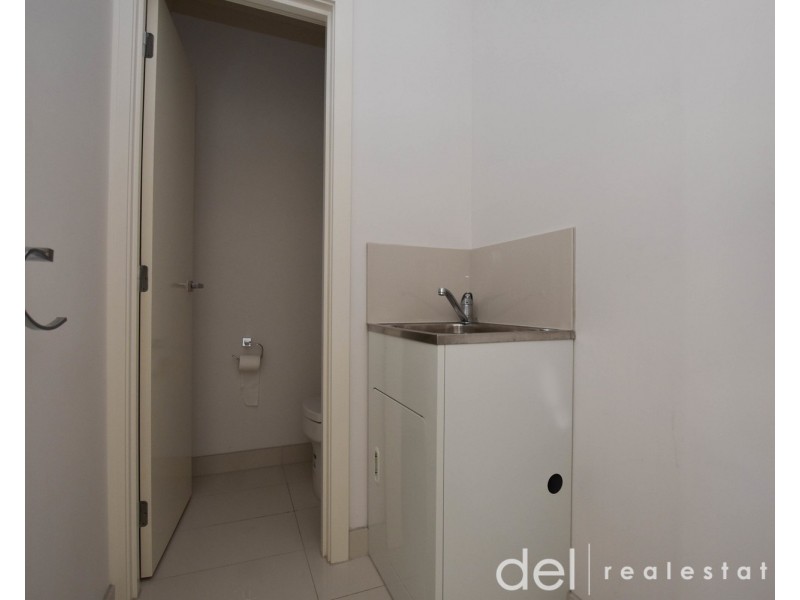 2/47 Wilma Avenue, Dandenong VIC 3175