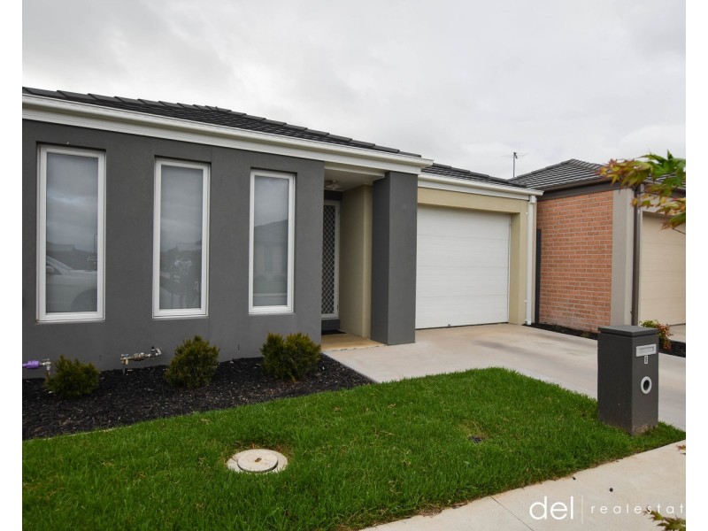 8 Everton Street, Officer VIC 3809