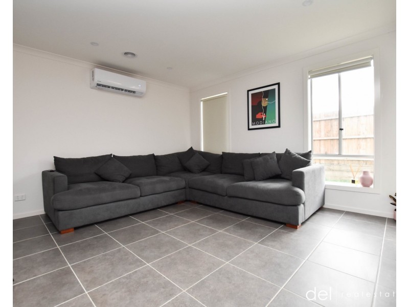 8 Everton Street, Officer VIC 3809