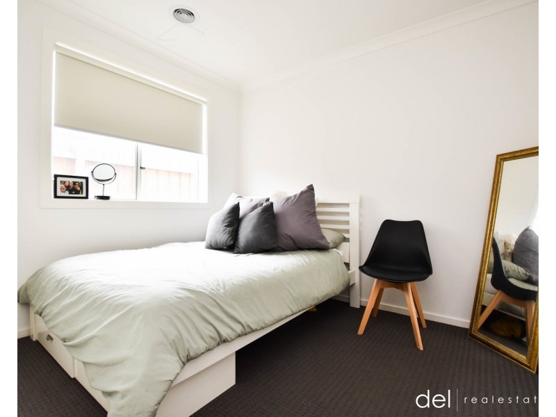 8 Everton Street, Officer VIC 3809