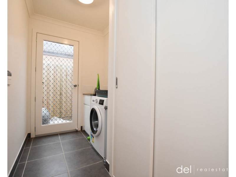 8 Everton Street, Officer VIC 3809