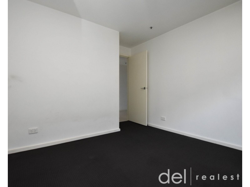 11/12 Close Avenue, Dandenong VIC 3175