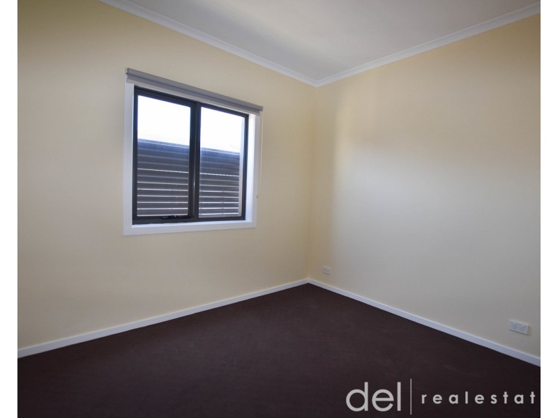 9/19 Close Avenue, Dandenong VIC 3175