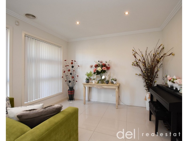 10 Carroll Avenue, Dandenong VIC 3175