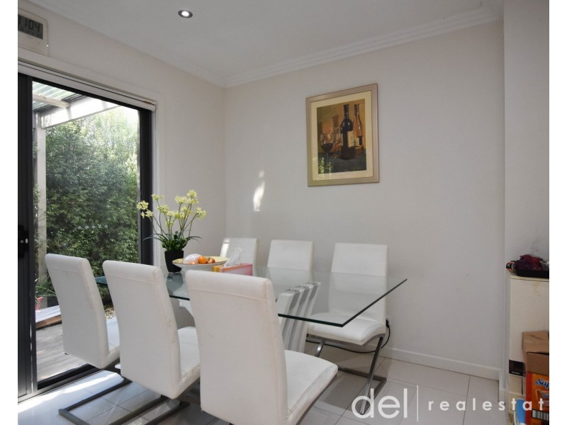 10 Carroll Avenue, Dandenong VIC 3175
