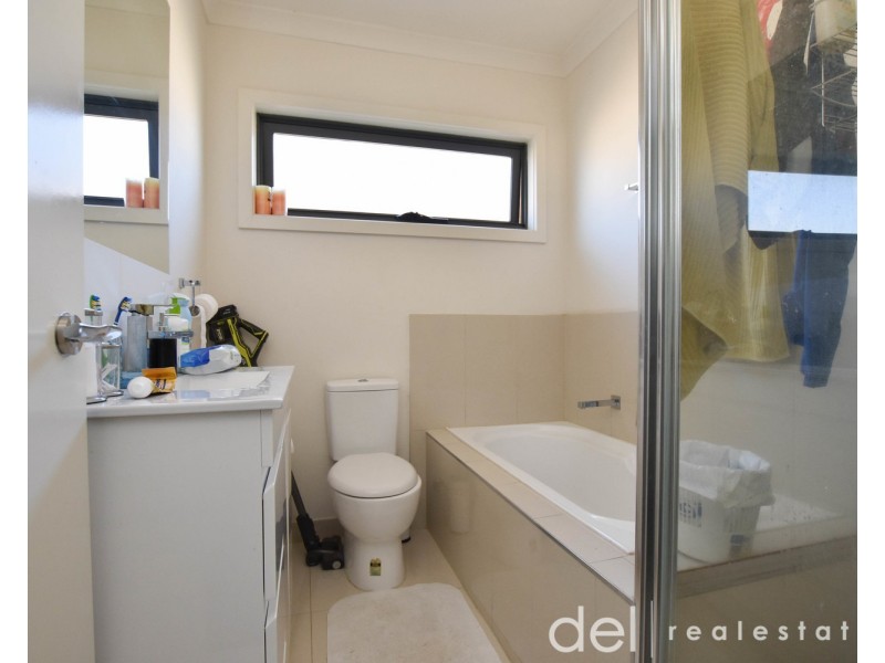 10 Carroll Avenue, Dandenong VIC 3175