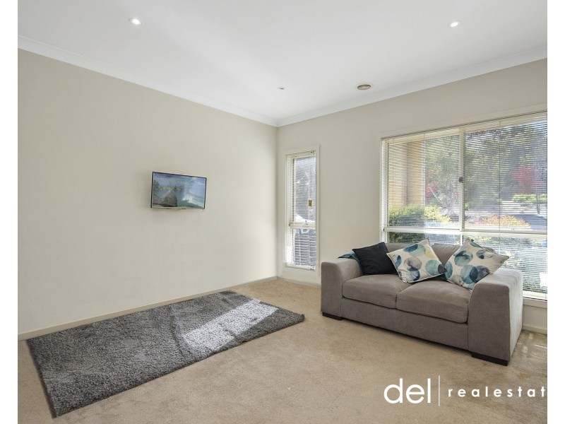 23 Manuscript Drive, Endeavour Hills VIC 3802