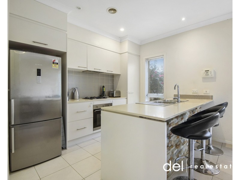 23 Manuscript Drive, Endeavour Hills VIC 3802