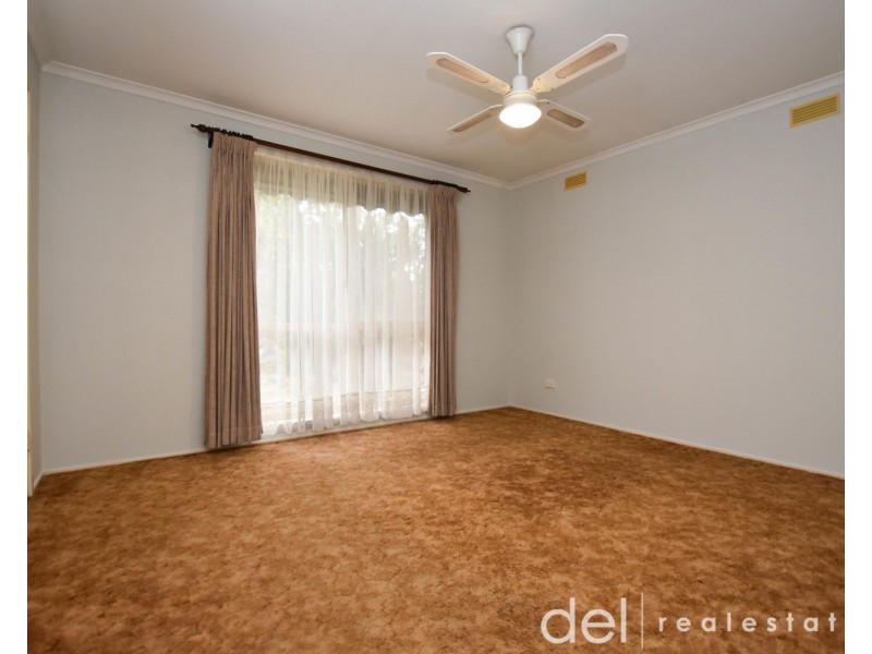 8 Margaret Court, Hampton Park VIC 3976