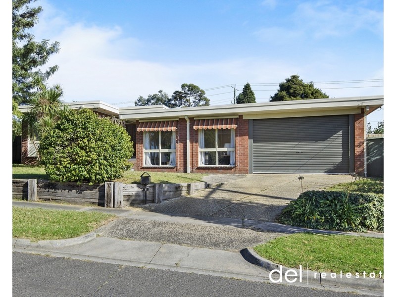 6 Howe Avenue, Dandenong North VIC 3175
