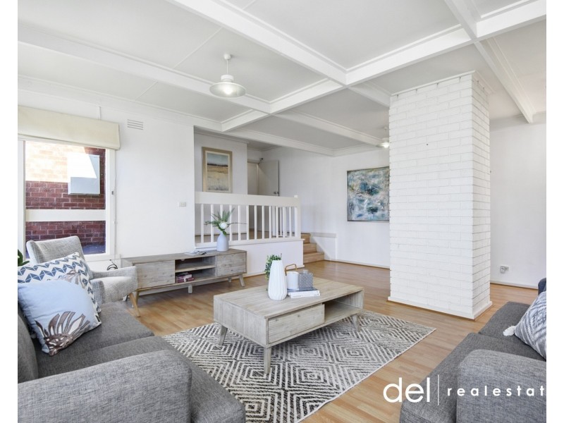 6 Howe Avenue, Dandenong North VIC 3175