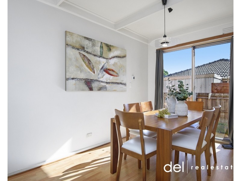 6 Howe Avenue, Dandenong North VIC 3175